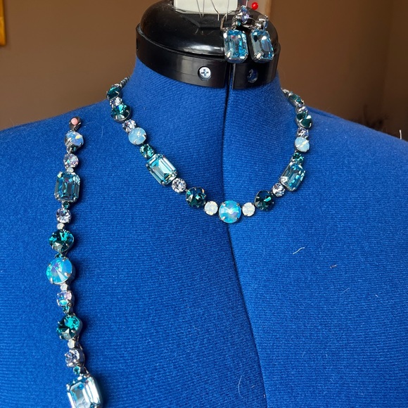 SOLD Blue Sorrelli Set - Picture 6 of 10